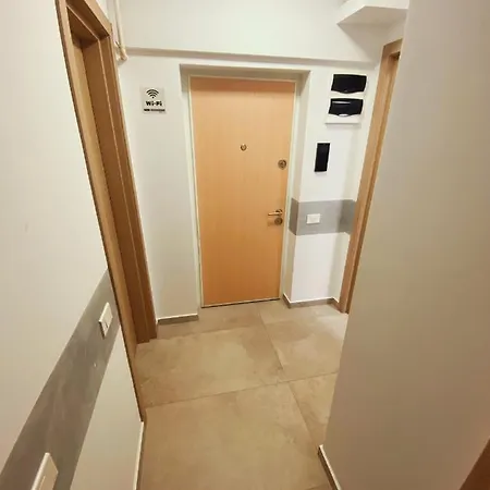 Mega Two Apartment